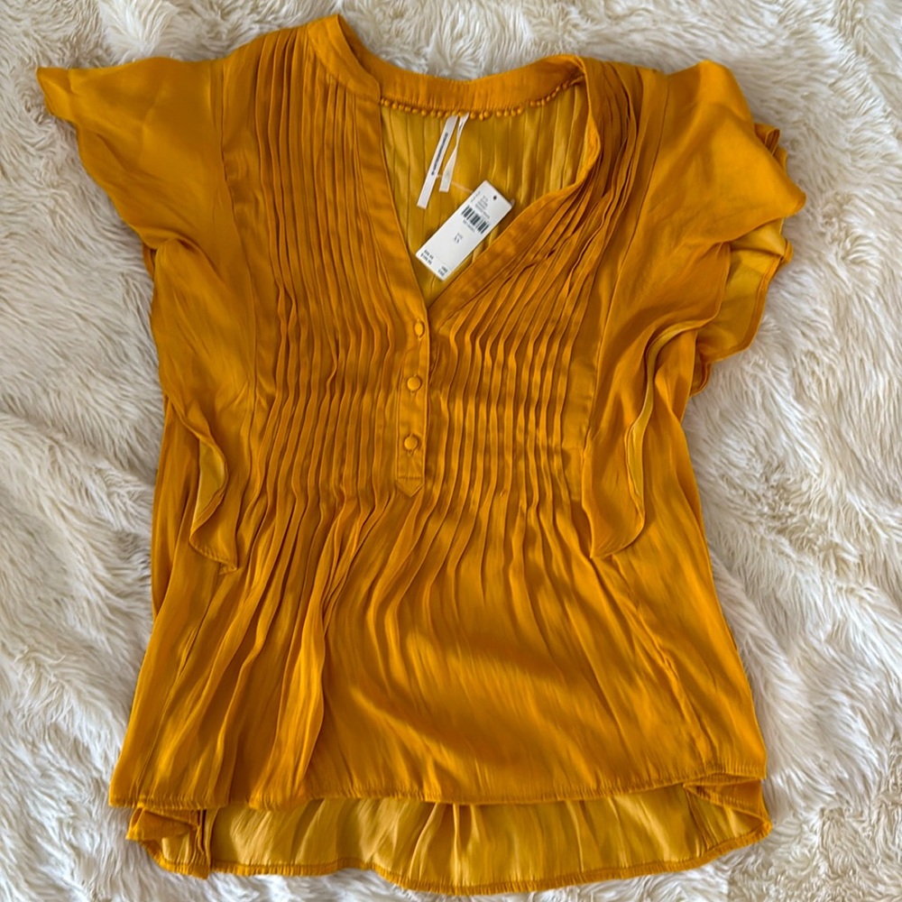 NWT Anthropologie Gold Flowy Blouse